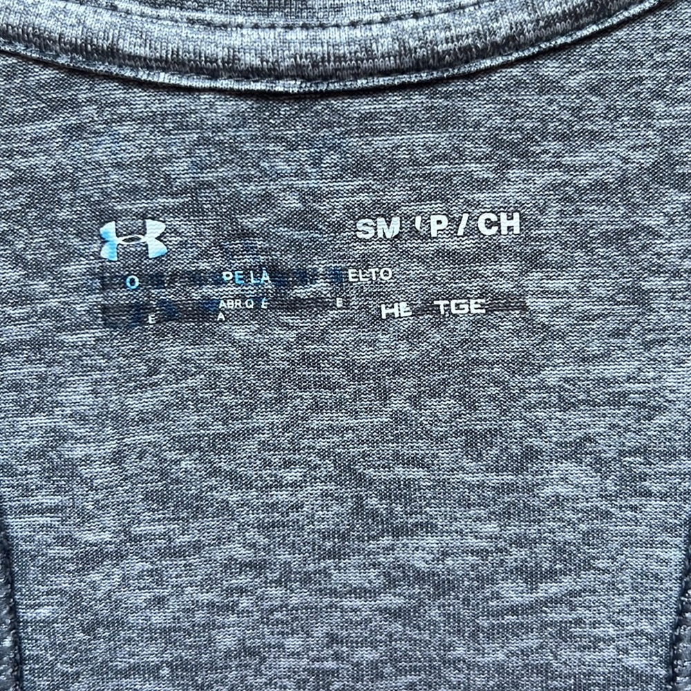 Woman’s grey Under Armor tech tank - Picture 5 of 5